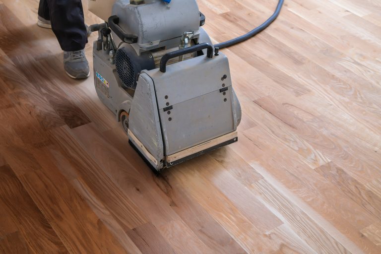 How to Polish and Buff Hardwood Flooring