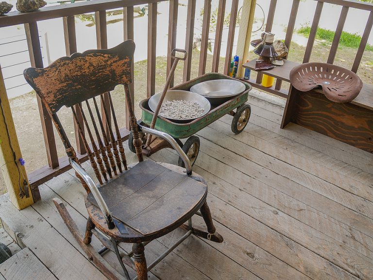 How to Sand Down an Old Rocking Chair