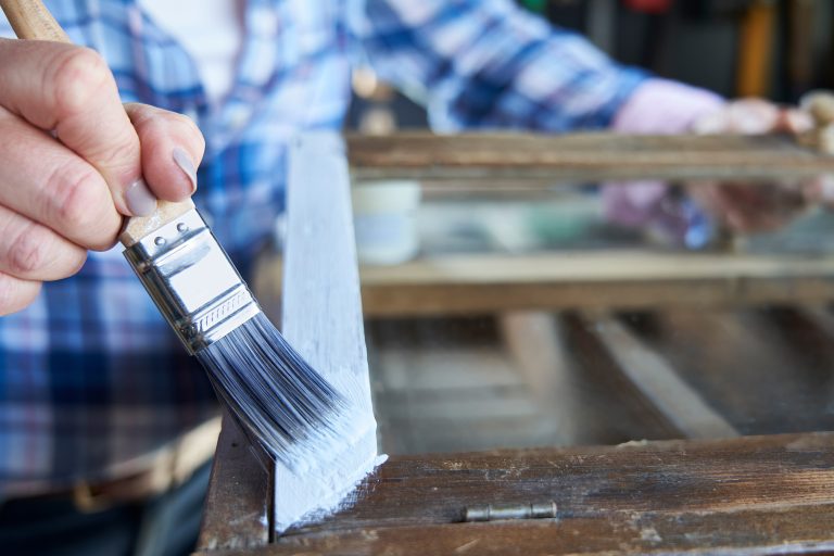 Why You Should Not Paint Over These 4 Cabinet Surfaces